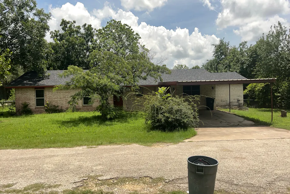 200 W Tomlinson St Florence, TX 76527, Williamson County