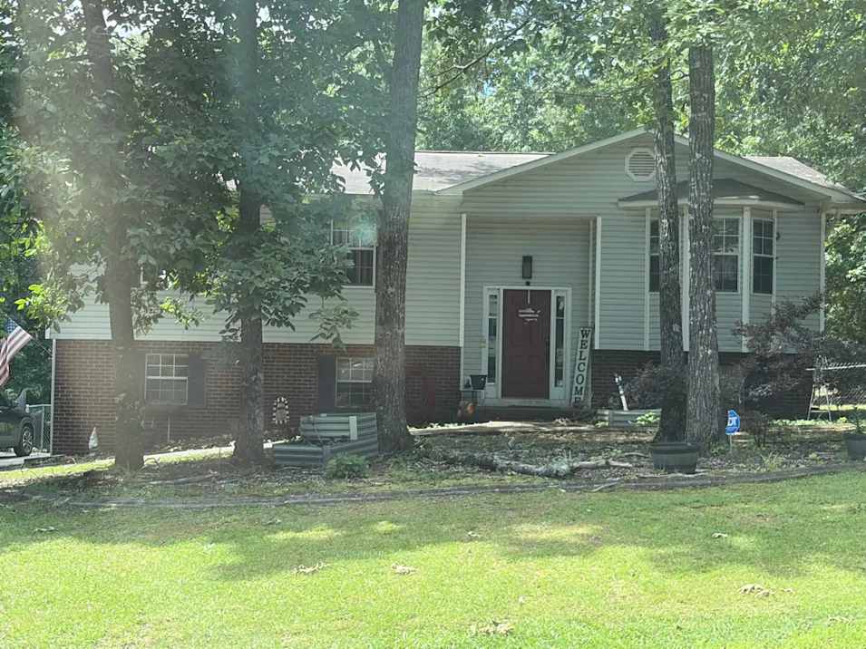 559 Kingsway Drive Anniston, AL 36207, Calhoun County