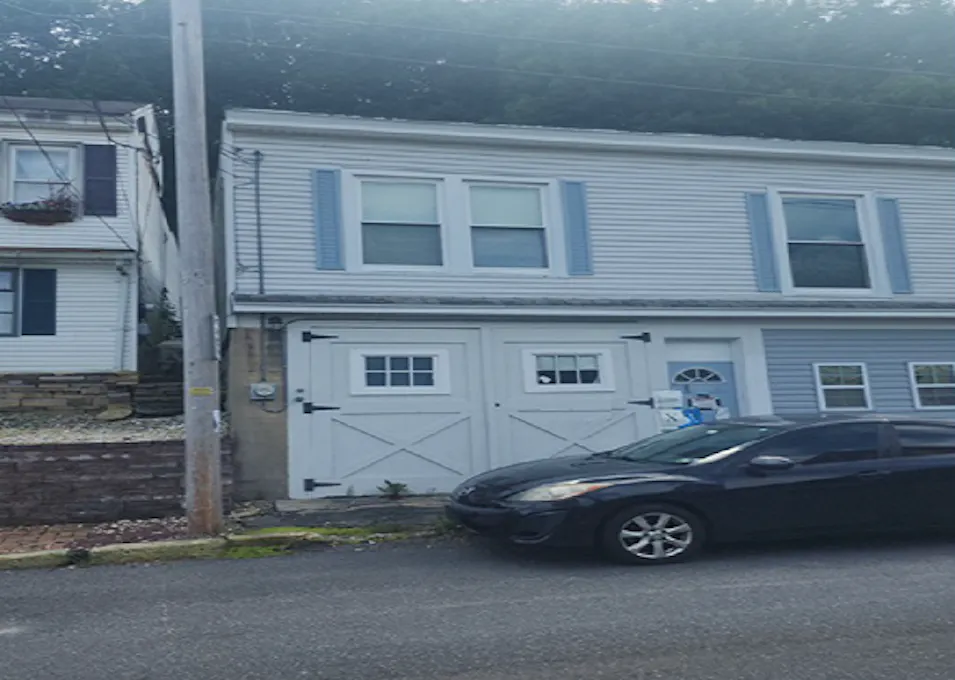 50 West Savory Street Pottsville, PA 17901, Schuylkill County