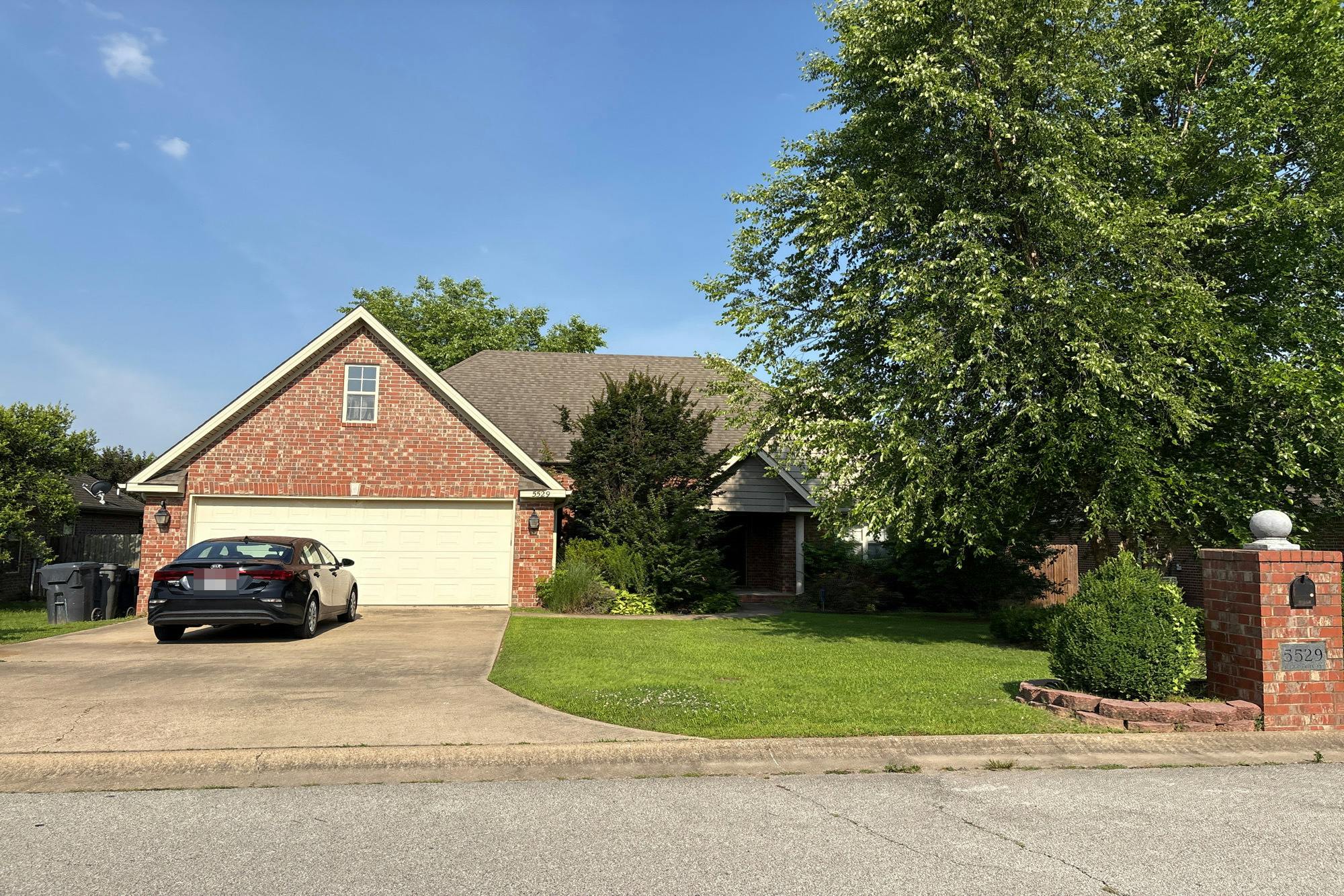 21st St, Lorain, OH 44052