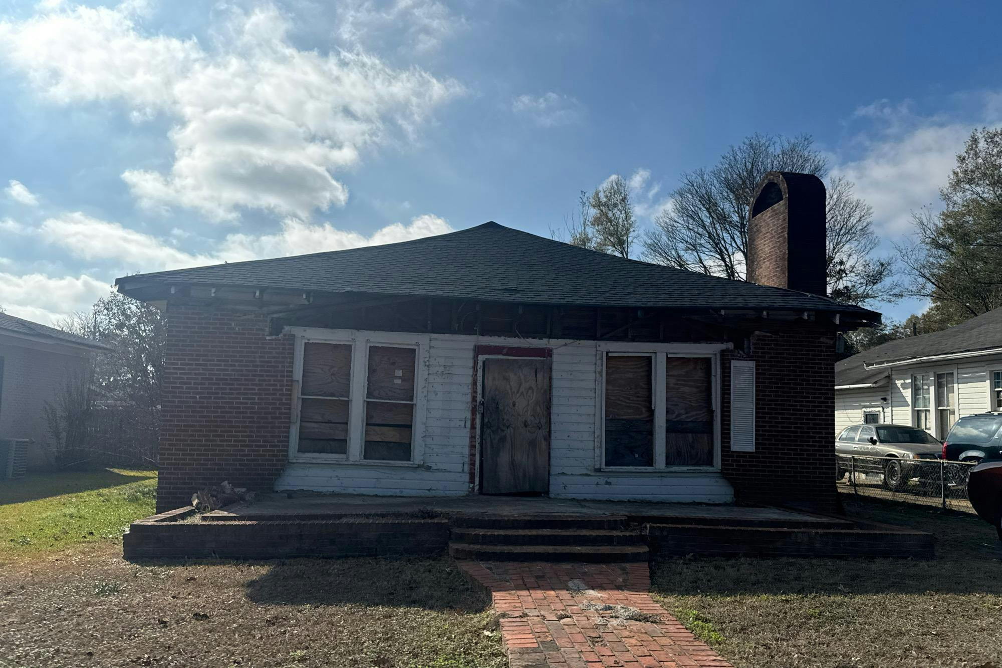 Strong Ave, Greenwood, MS 38930
