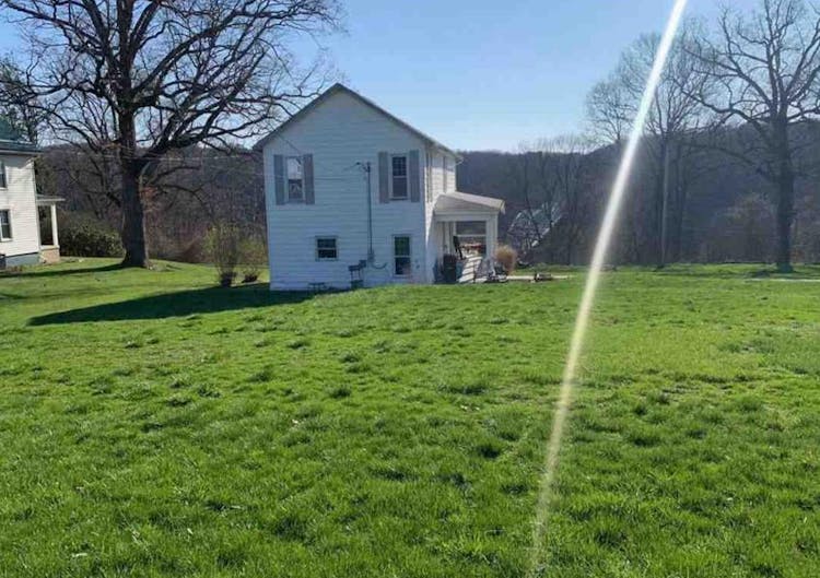 314 N Ash Ave Parker, PA 16049, Armstrong County