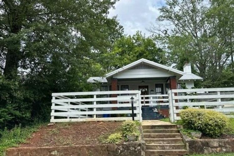 730 Keith Ave Annistion, AL 36207, Calhoun County