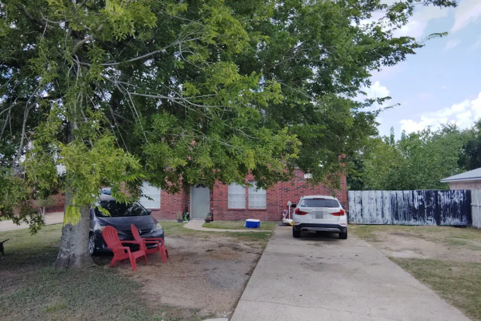 8018 Lanham Ln Houston, TX 77075, Harris County