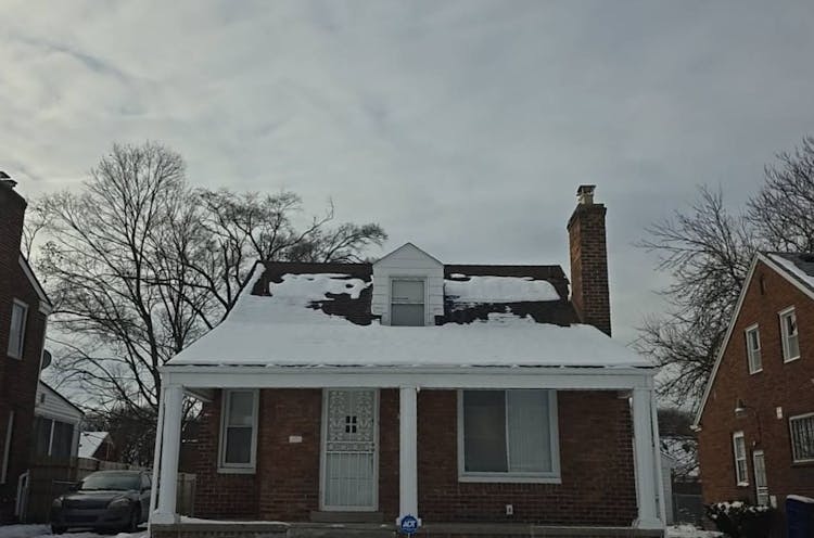 16555 Sussex St Detroit, MI 48235, Wayne County