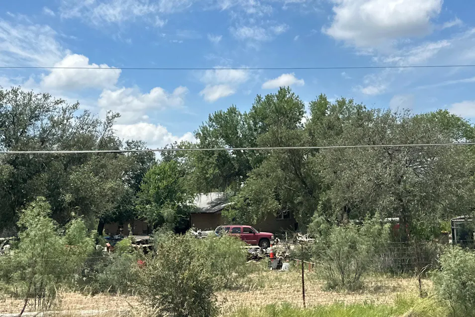 1187 S Benson Loop Uvalde, TX 78801, Uvalde County