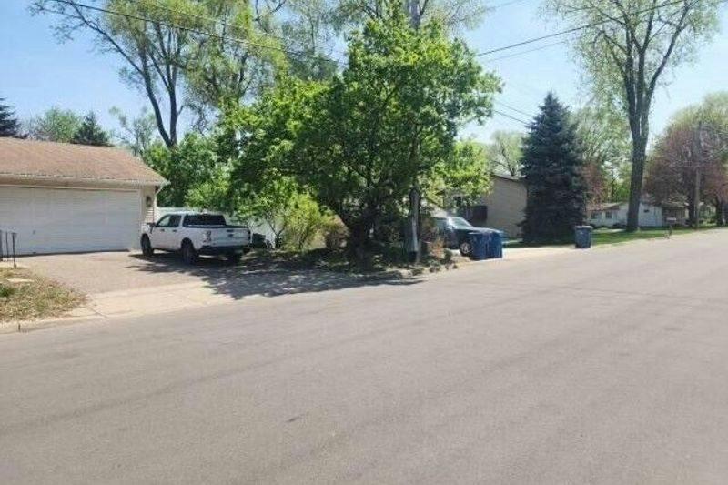 Felix St, Saint Paul, MN 55118