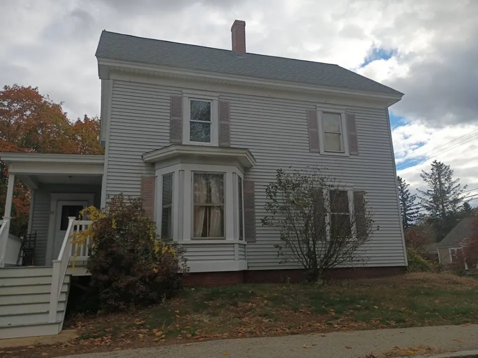 16 Abbott Street Rochester, NH 03868, Strafford County