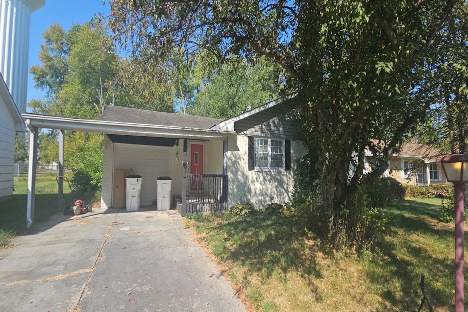 2019 Blue Ridge Drive Terre Haute, IN 47802, Vigo County