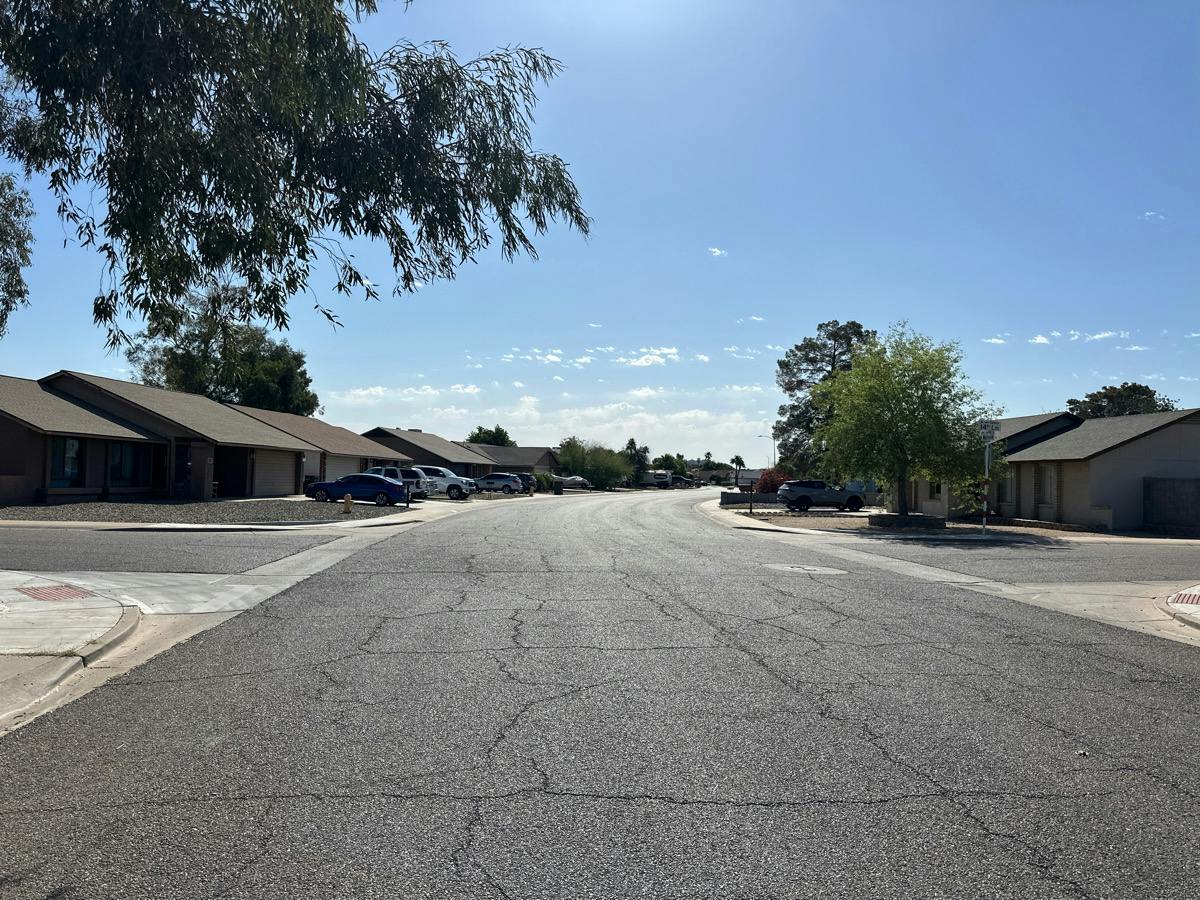 Mohawk Ln, Phoenix, AZ 85027