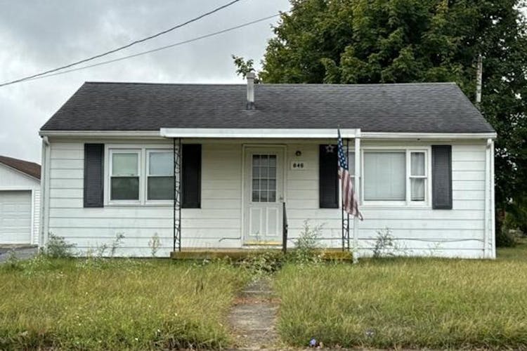 846 5th St Greenfield, OH 45123, Highland County