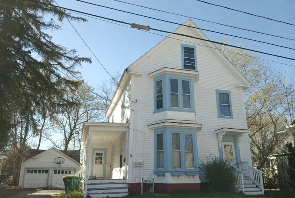 8 Court Street Rochester, NH 03867, Strafford County