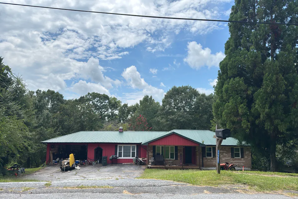 329 Holloway St Walhalla, SC 29691, Oconee County