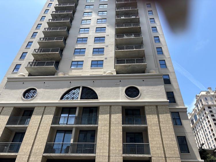 3040 Peachtree Road NW, Unit 1915 Atlanta, GA 30305, Fulton County