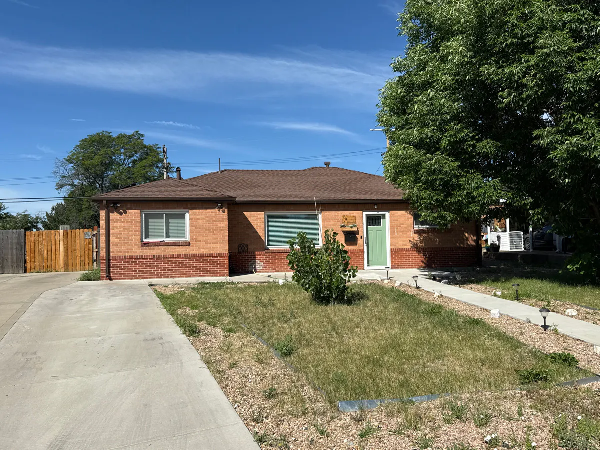 Fir Dr, Thornton, CO 80229