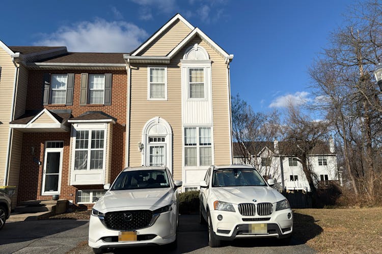 330 Palmerston Ct Newark, DE 19702, New Castle County