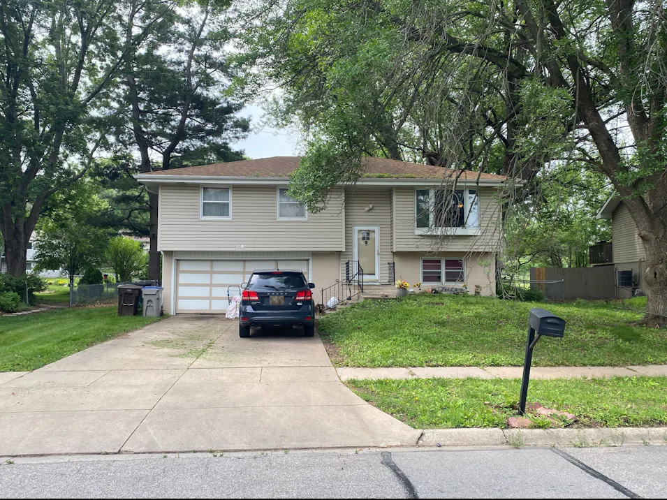 5615 Elkcrest Dr Lincoln, NE 68516, Lancaster County