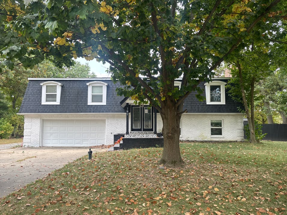 791 Apache Drive Forsyth, IL 62535, Macon County
