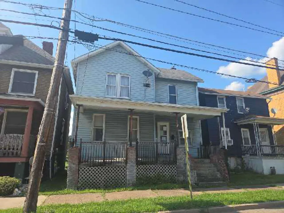 213 High St Freeport, PA 16229, Armstrong County