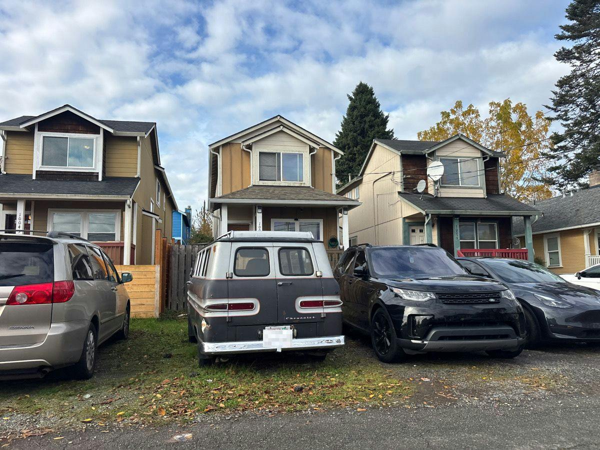 17th Ave, Seattle, WA 98146