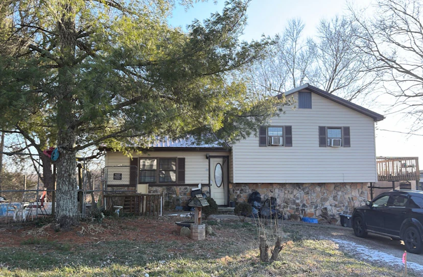 1167 Pratt Rd