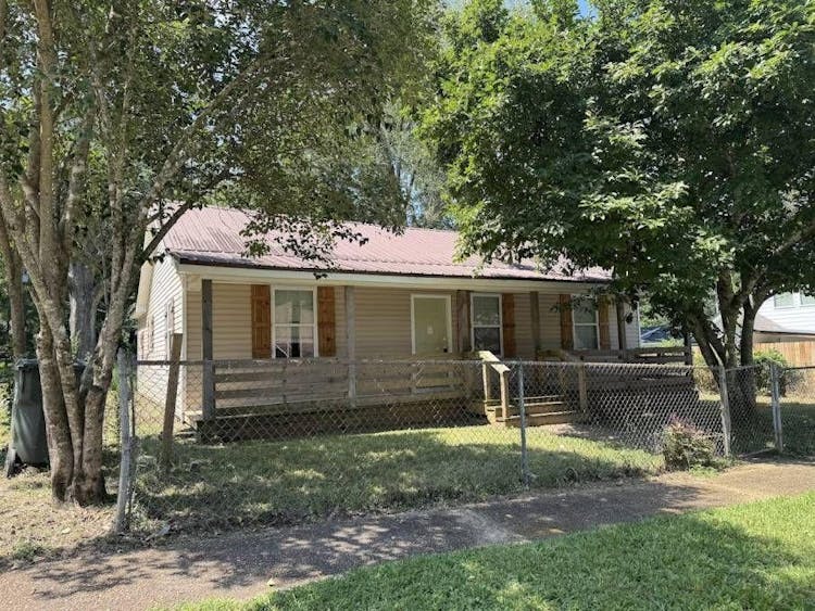 203 Marshall St Hogansville, GA 30230, Troup County