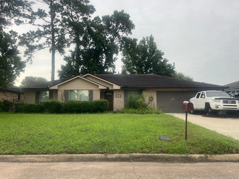 6118 Shady Timbers Drive