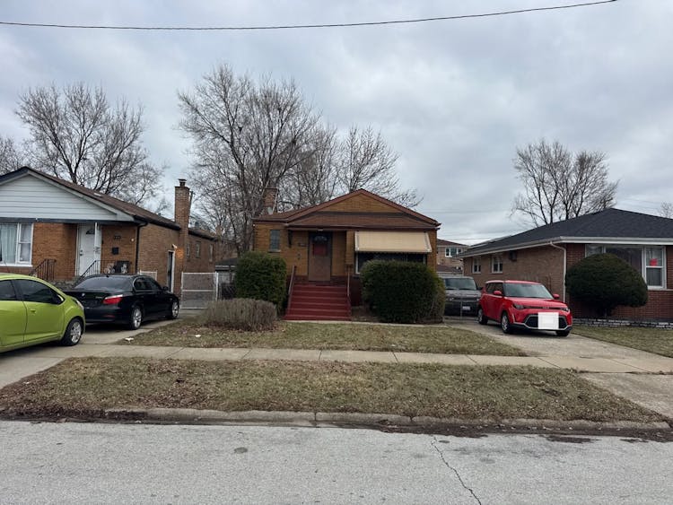 307 Oglesby Avenue Calumet City, IL 60409, Cook County
