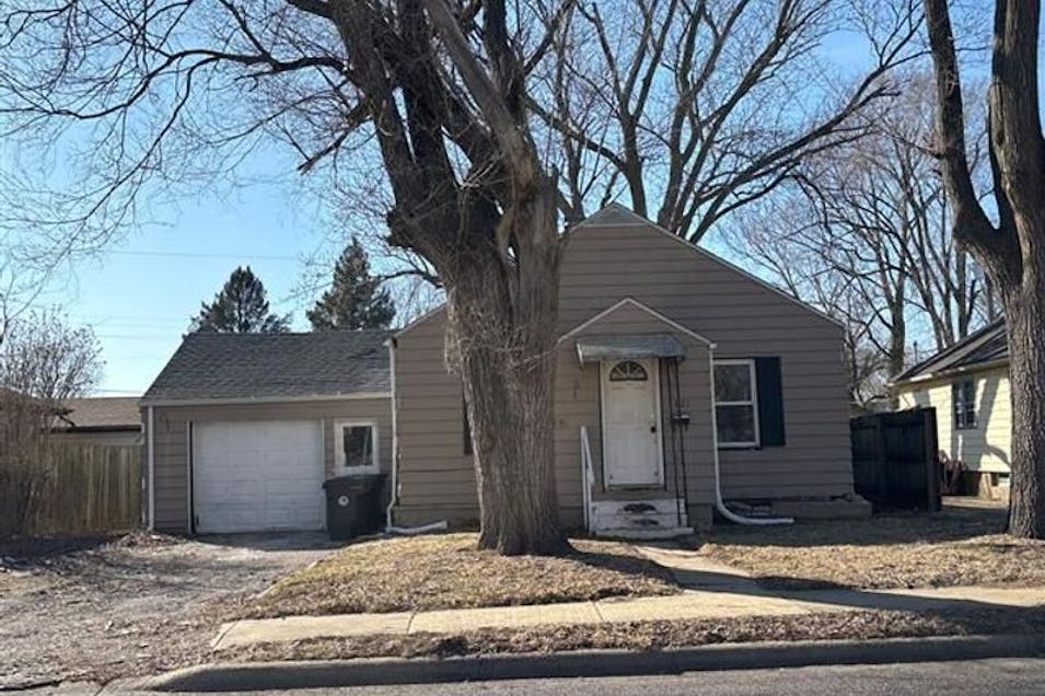 1321 S 9th Street Pekin, IL 61554, Tazewell County