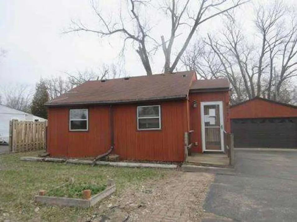 8231 Pleasant Ave S Bloomington, MN 55420, Hennepin County
