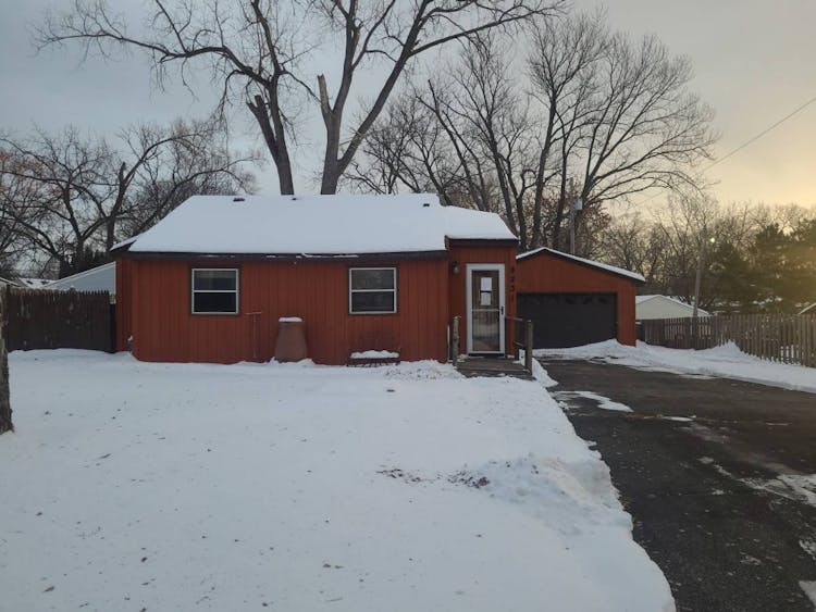 8231 Pleasant Ave S Bloomington, MN 55420, Hennepin County