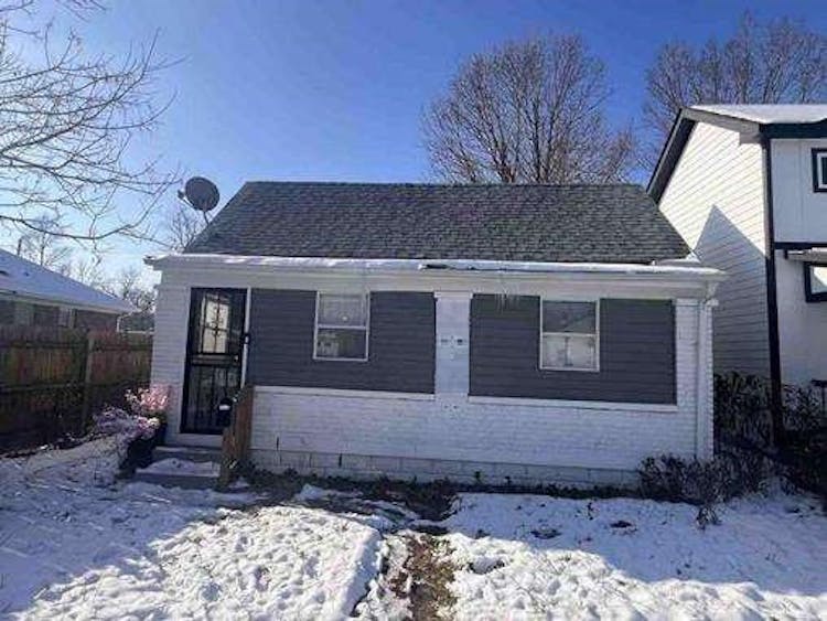 2926 Adams St Indianapolis, IN 46218, Marion County