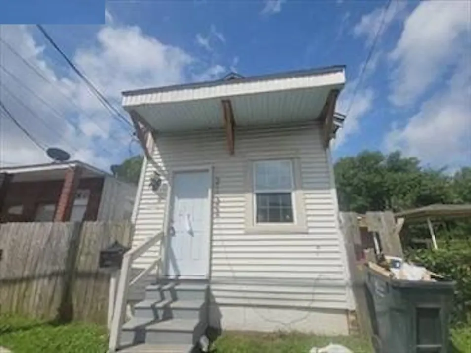 2122 2nd St New Orleans, LA 70113, Orleans County