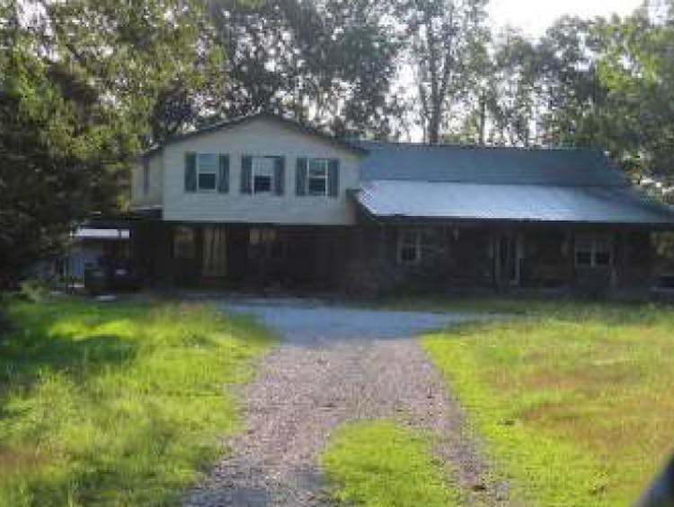 1014 County Road 234 Dumas, MS 38625, Tippah County