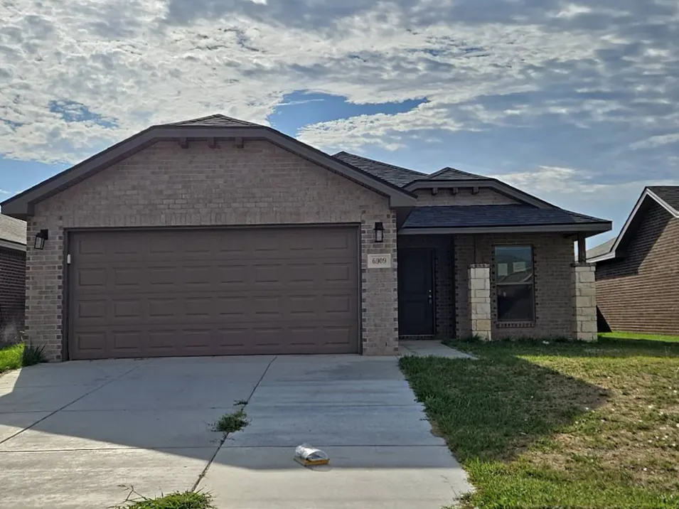 6909 Athens St Amarillo, TX 79118, Randall County