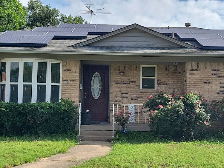 5719 Enchanted Ln Dallas, TX 75227, Dallas County