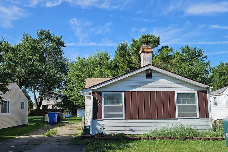 120 Kessler St Monroe, MI 48162, Monroe County