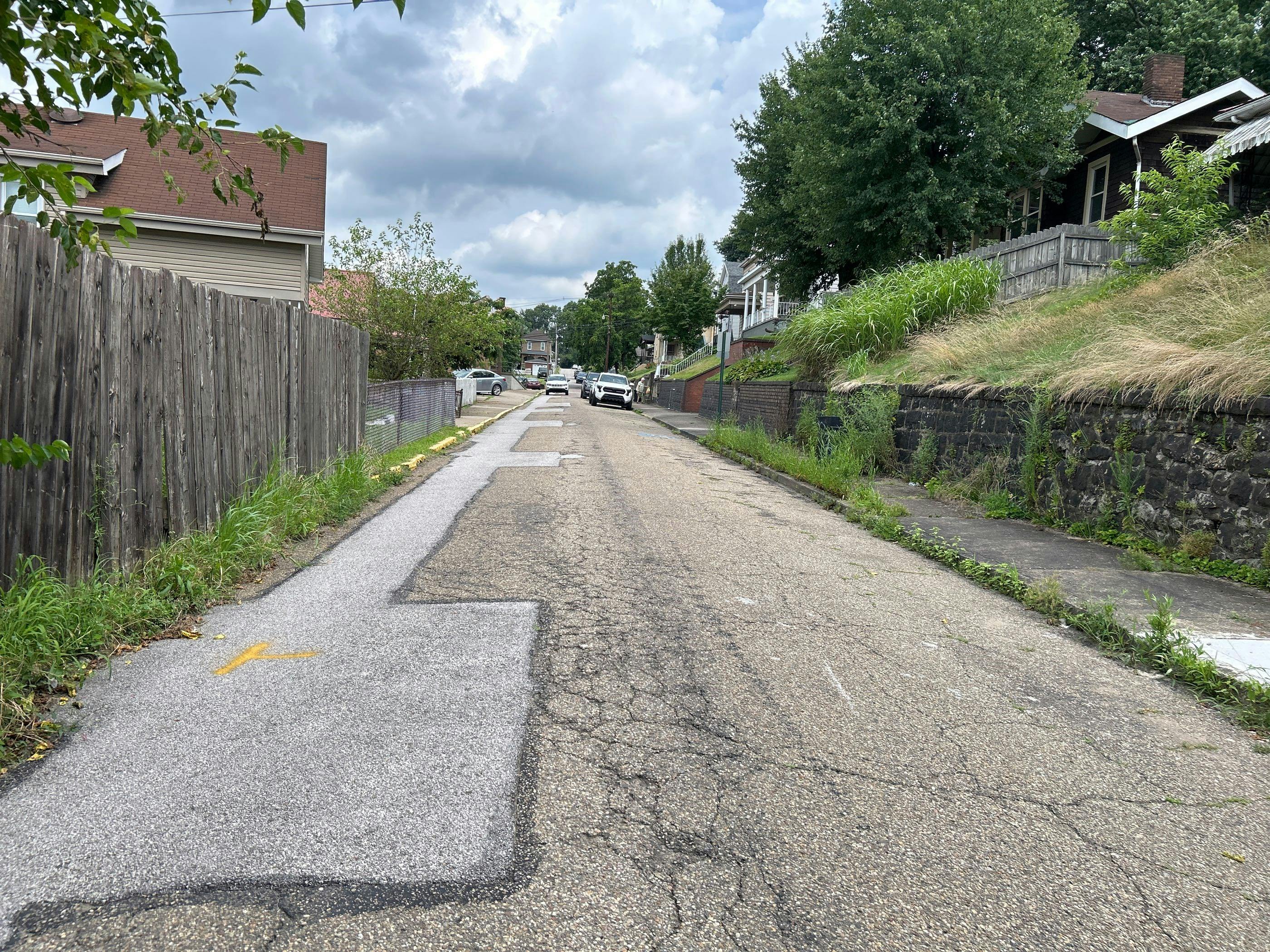 Neville St, Follansbee, WV 26037