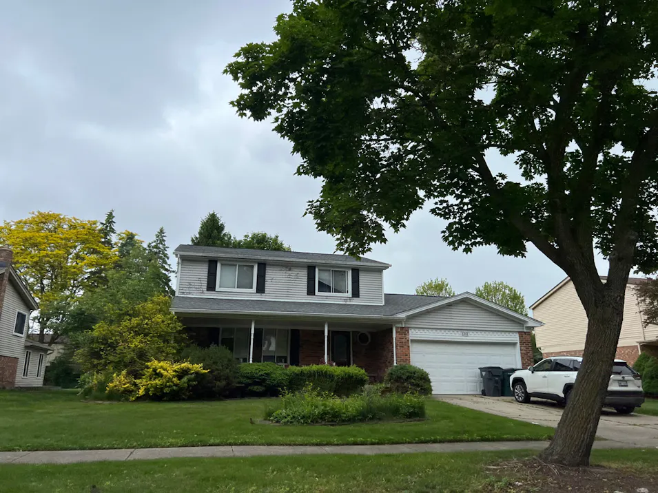 1361 Madison Dr Troy, MI 48083, Oakland County