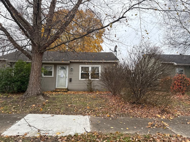 2217 Endrow Avenue Northeast Canton, OH 44705, Stark County