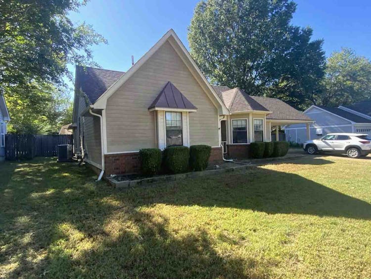 647 Woodsmoke Dr Southaven, MS 38671, Desoto County