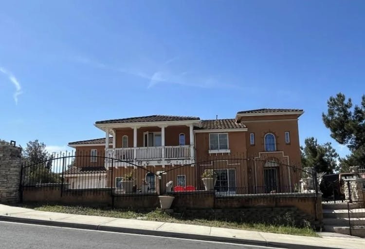 303 Amparo Drive Escondido, CA 92025, San Diego County