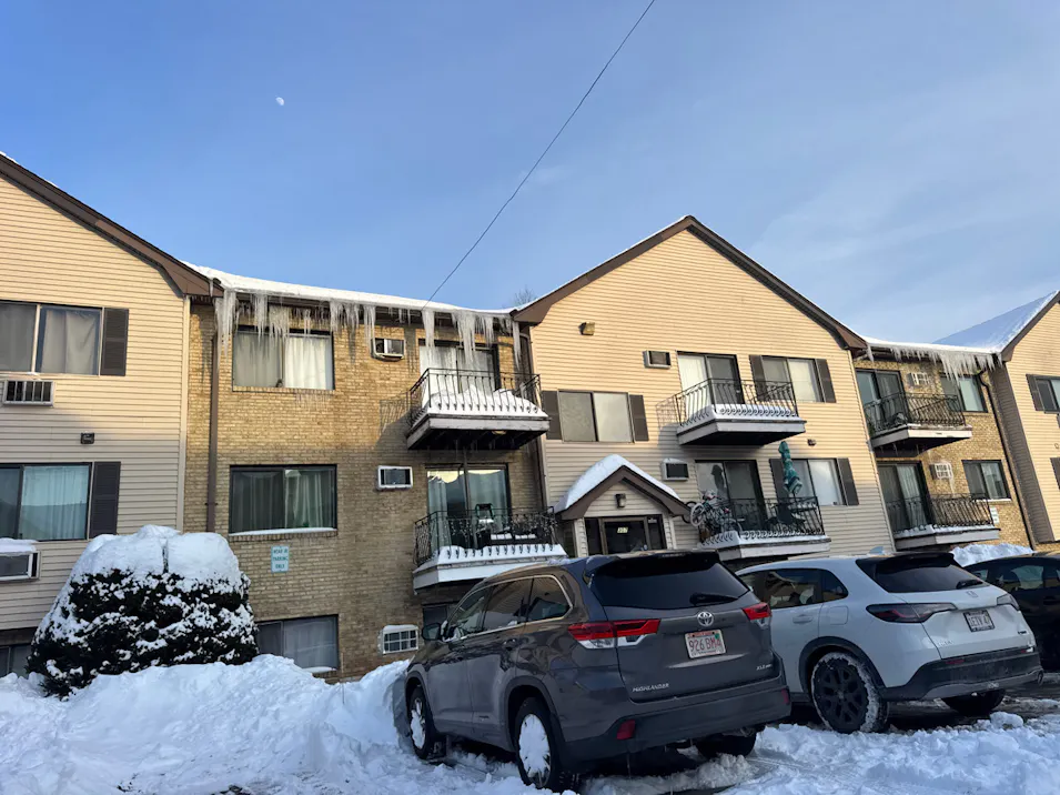 307 Pawtucket Boulevard Unit No. 30 In Building No. 4 Lowell, MA 01854, Middlesex County