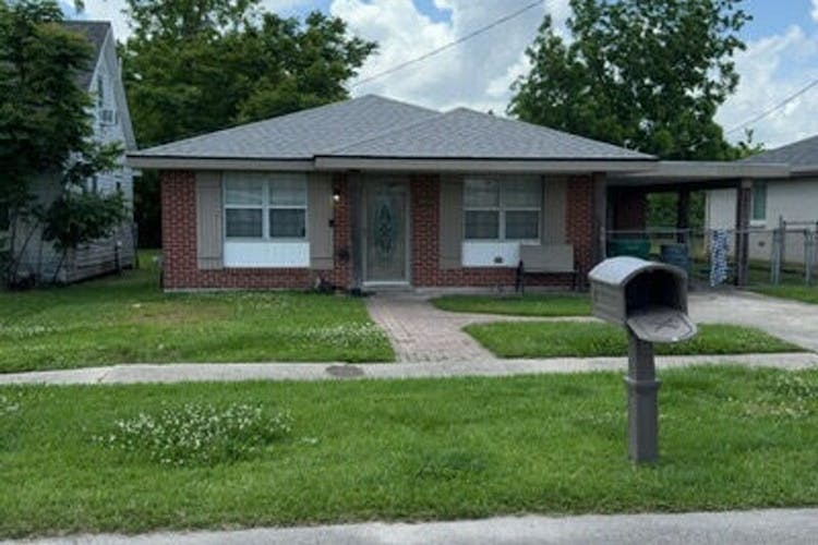 1023 Minden St Kenner, LA 70062, Jefferson County
