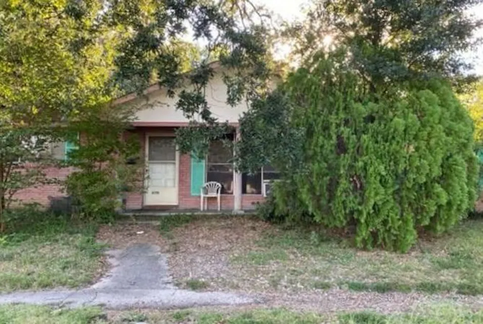 6110 Glen Echo Drive Baton Rouge, LA 70812, East Baton Rouge Parish County