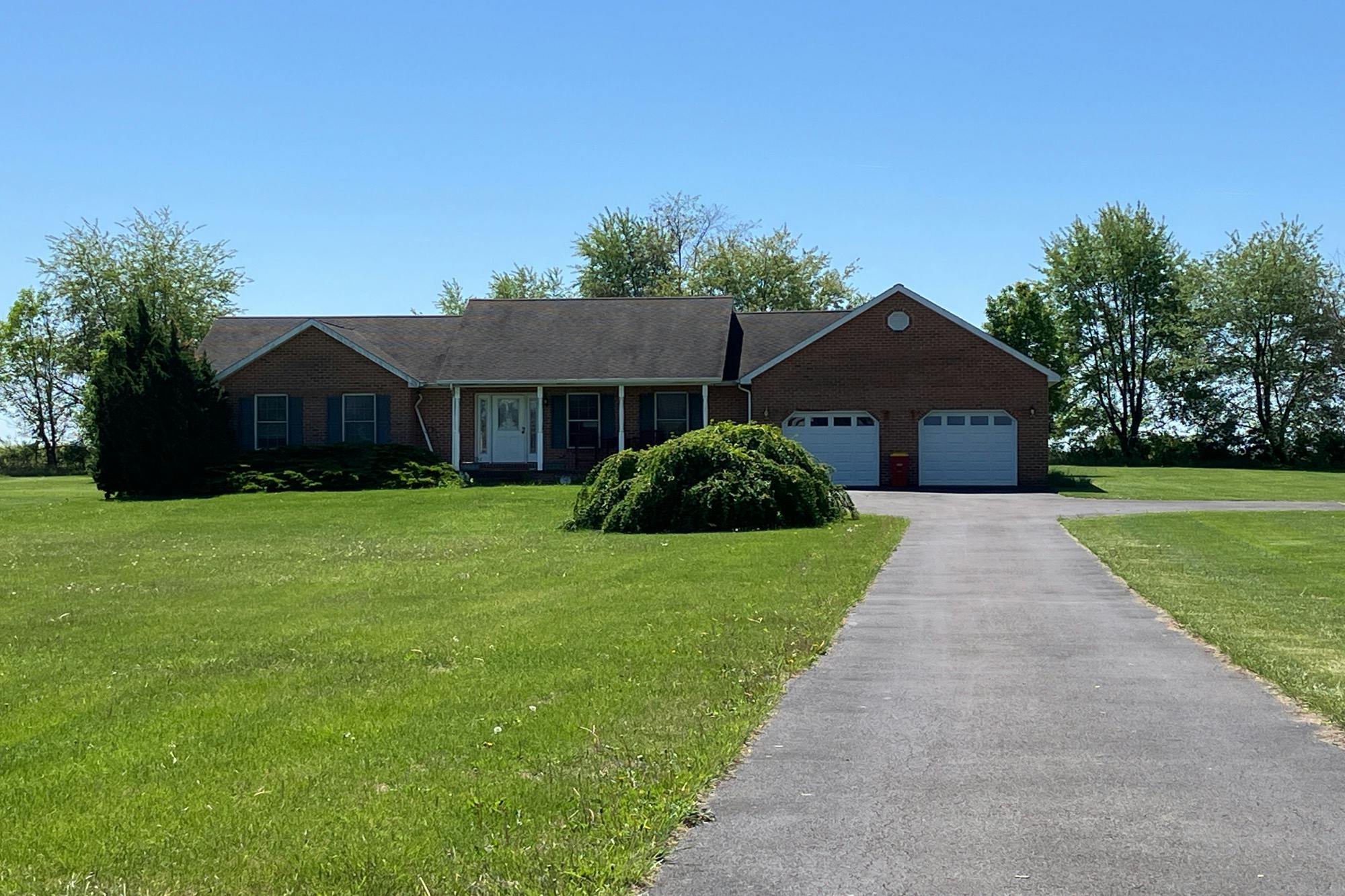 Sedona Ct, Martinsburg, WV 25403