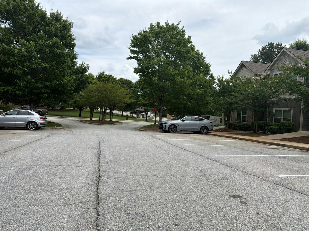 Bayrose Cir, Atlanta, GA 30344