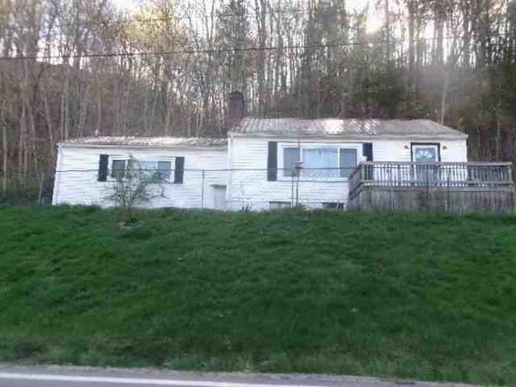 2540 State Route 376 Stockport, OH 43787, Morgan County