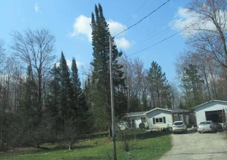 1119 Esther Rd Barton City, MI 48705, Alcona County