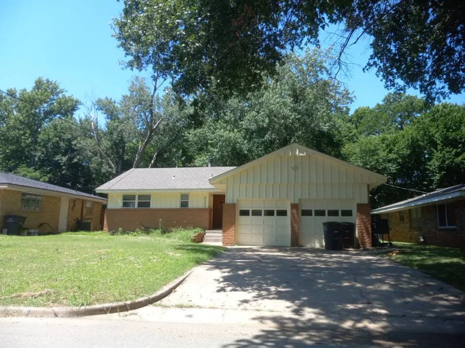 5005 Harvard Dr Bartlesville, OK 74006, Washington County